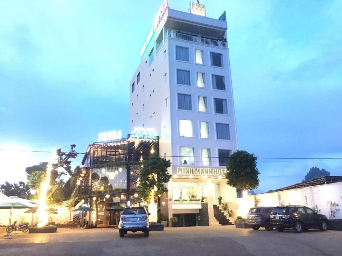 Minh Manh Hotel 2 Pleiku Bagian luar foto