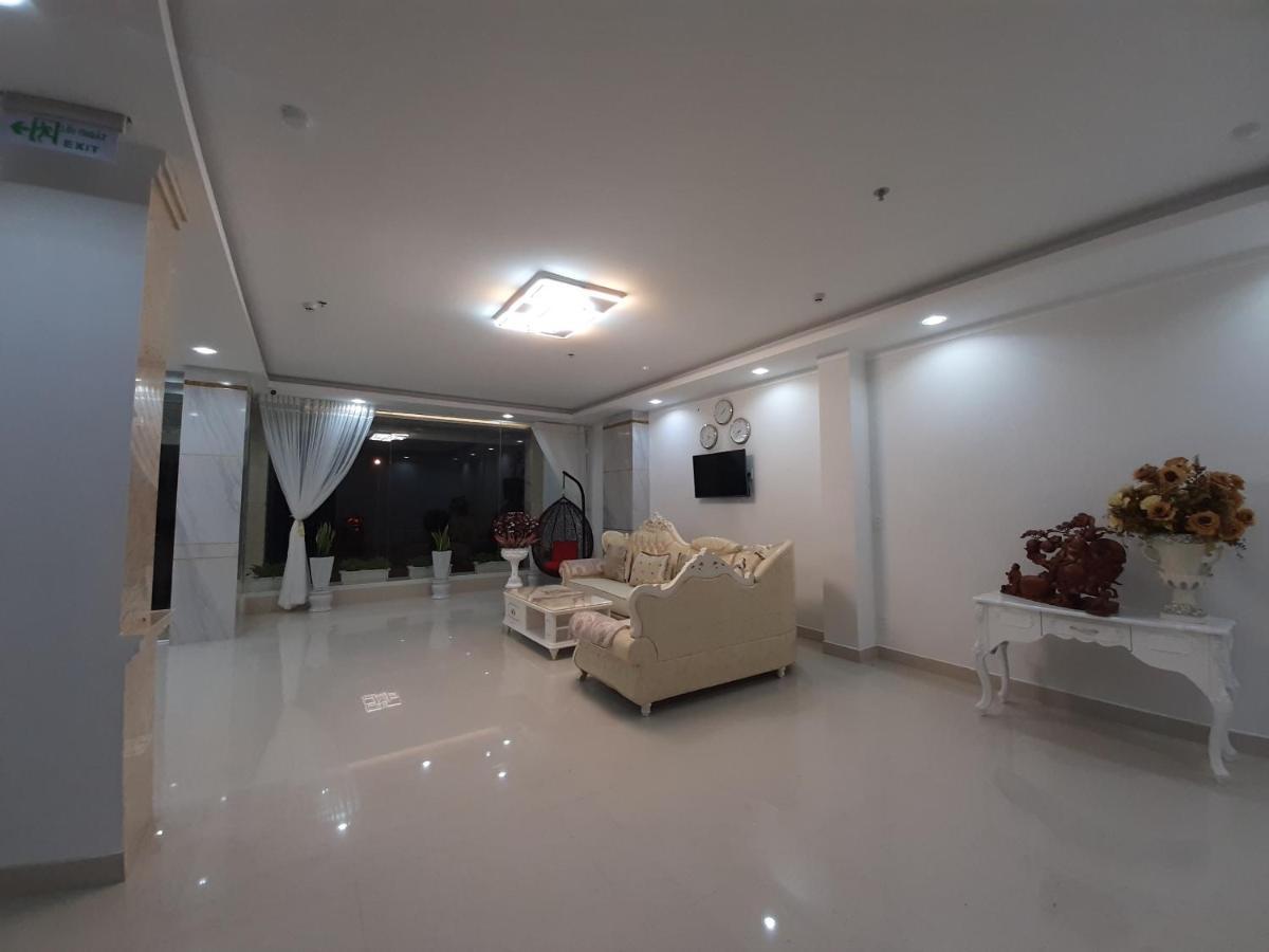 Minh Manh Hotel 2 Pleiku Bagian luar foto