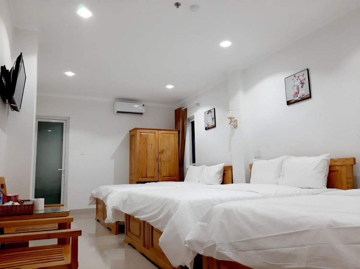 Minh Manh Hotel 2 Pleiku Bagian luar foto