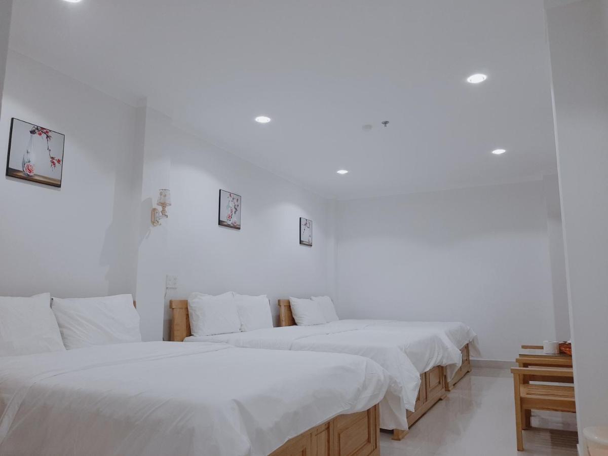 Minh Manh Hotel 2 Pleiku Bagian luar foto